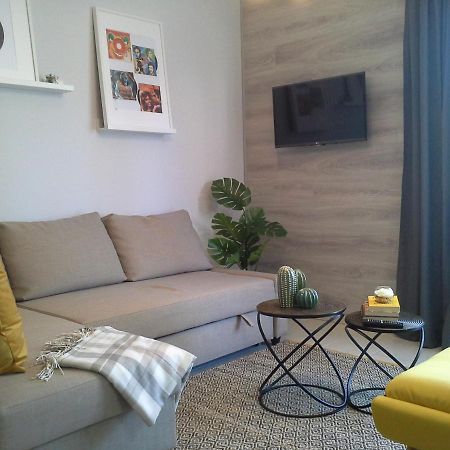Alexandra Apartment Hajduszoboszlo - Chic Flat Exterior photo