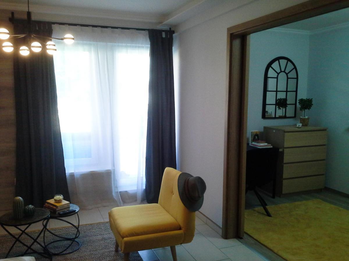 Alexandra Apartment Hajduszoboszlo - Chic Flat Exterior photo